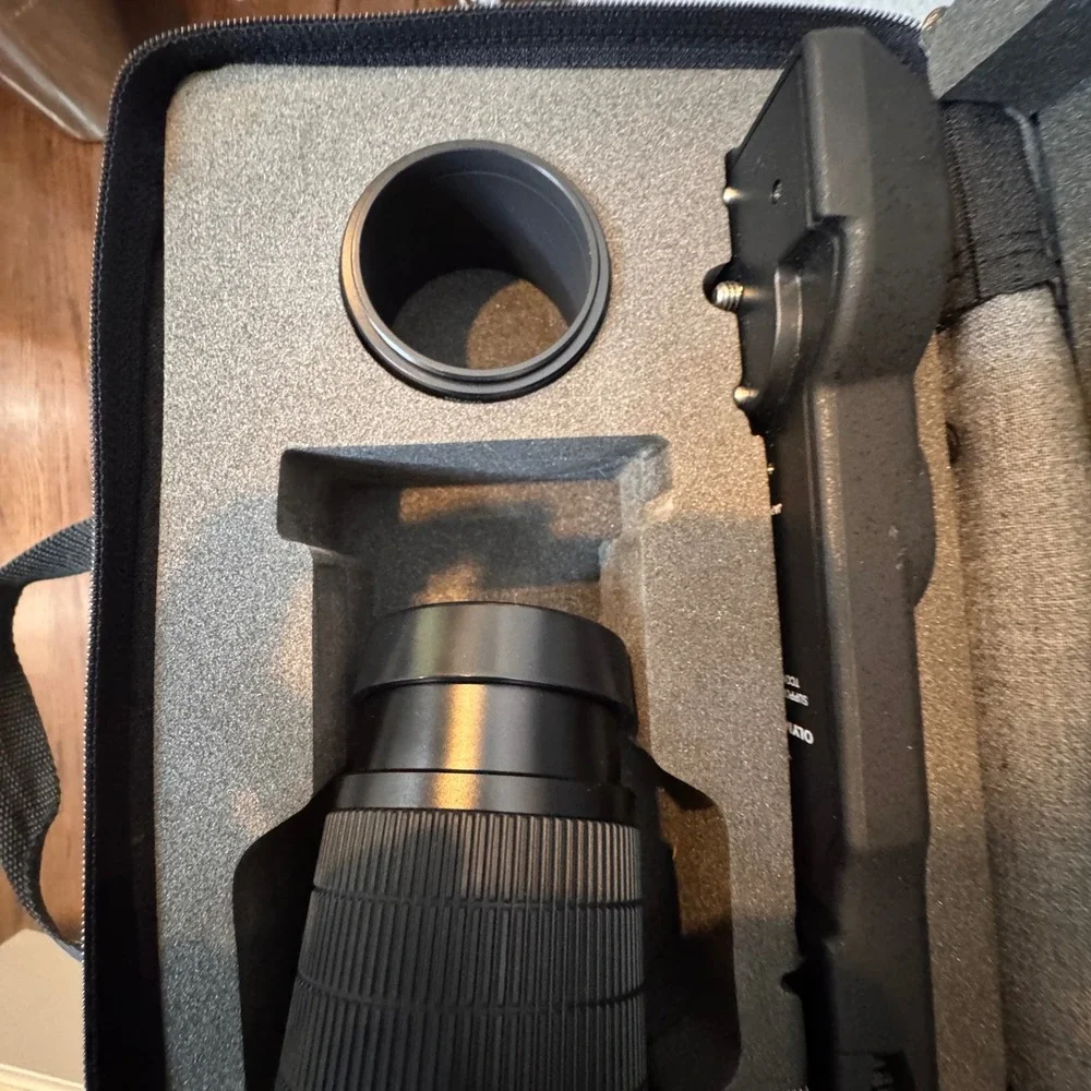 Olympus CAMEDIA Tele Extension‎ Lens Pro TCON-300 with Case